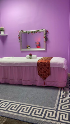 Four Season Massage